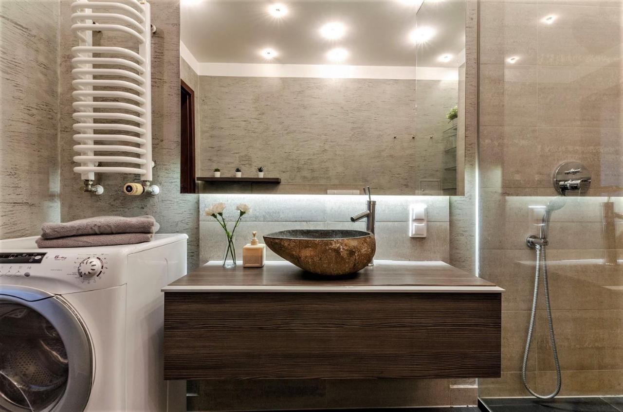 Lupoapartments Krolewska Penthouse Mandoria Parking Dostep Na Kod Lodž Exteriér fotografie