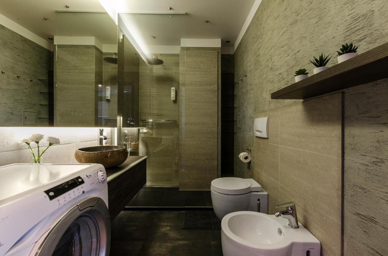 Lupoapartments Krolewska Penthouse Mandoria Parking Dostep Na Kod Lodž Exteriér fotografie